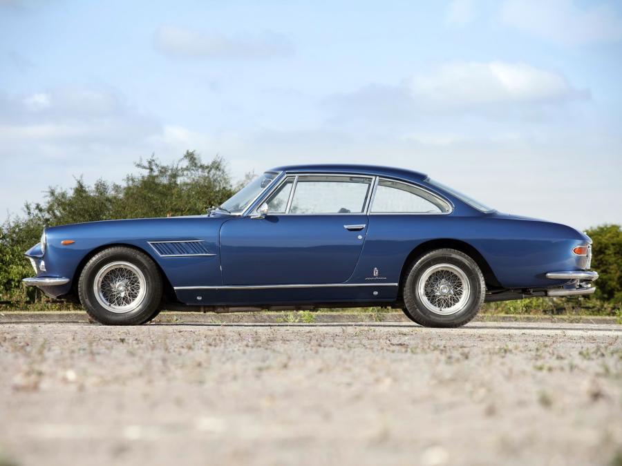  Ferrari 330 GT 2+2 (Series I) 1964 года  (UK) (фото 18 из 20)